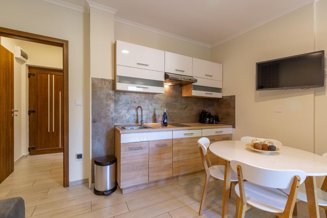 Casa Luxury Wellness Apartman By Bltn Siofok Bagian luar foto