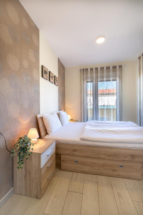 Casa Luxury Wellness Apartman By Bltn Siofok Bagian luar foto