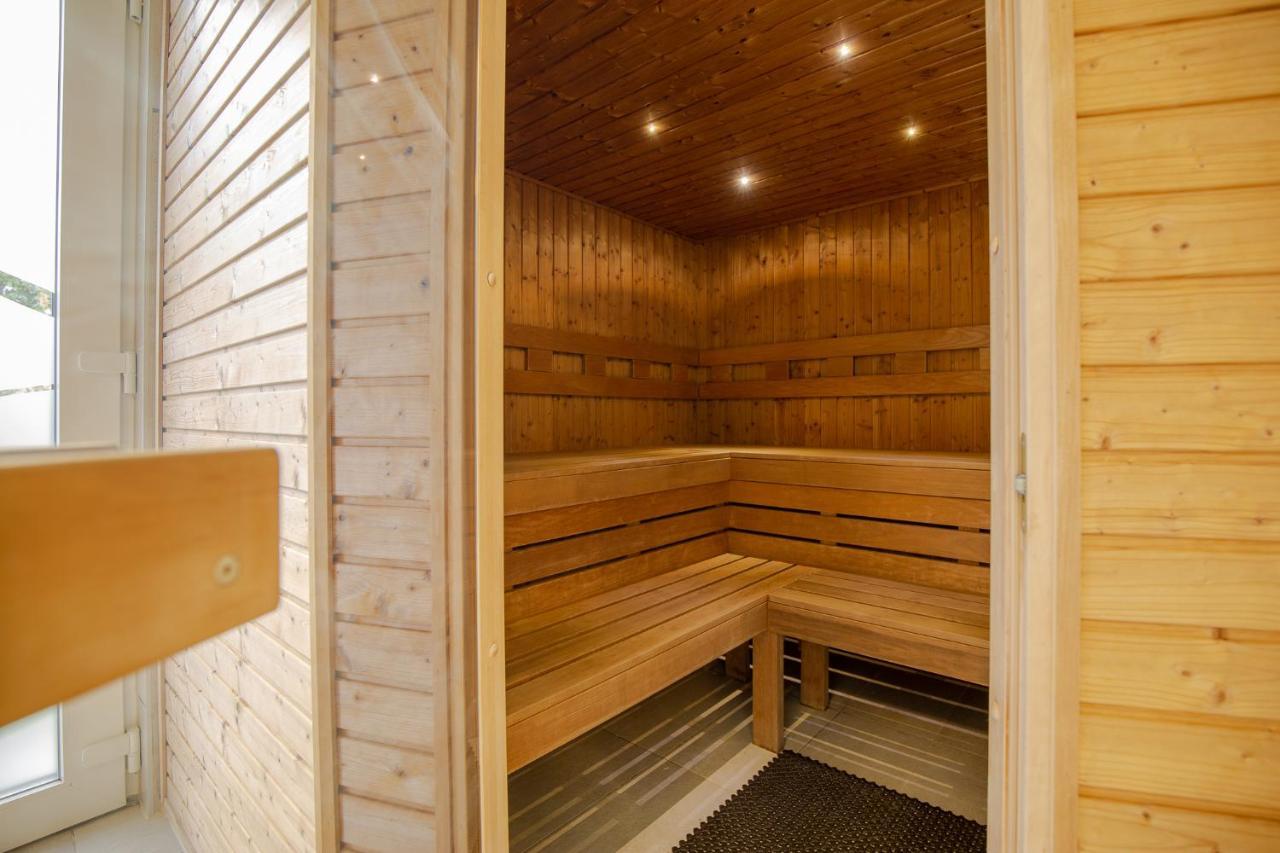 Casa Luxury Wellness Apartman By Bltn Siofok Bagian luar foto
