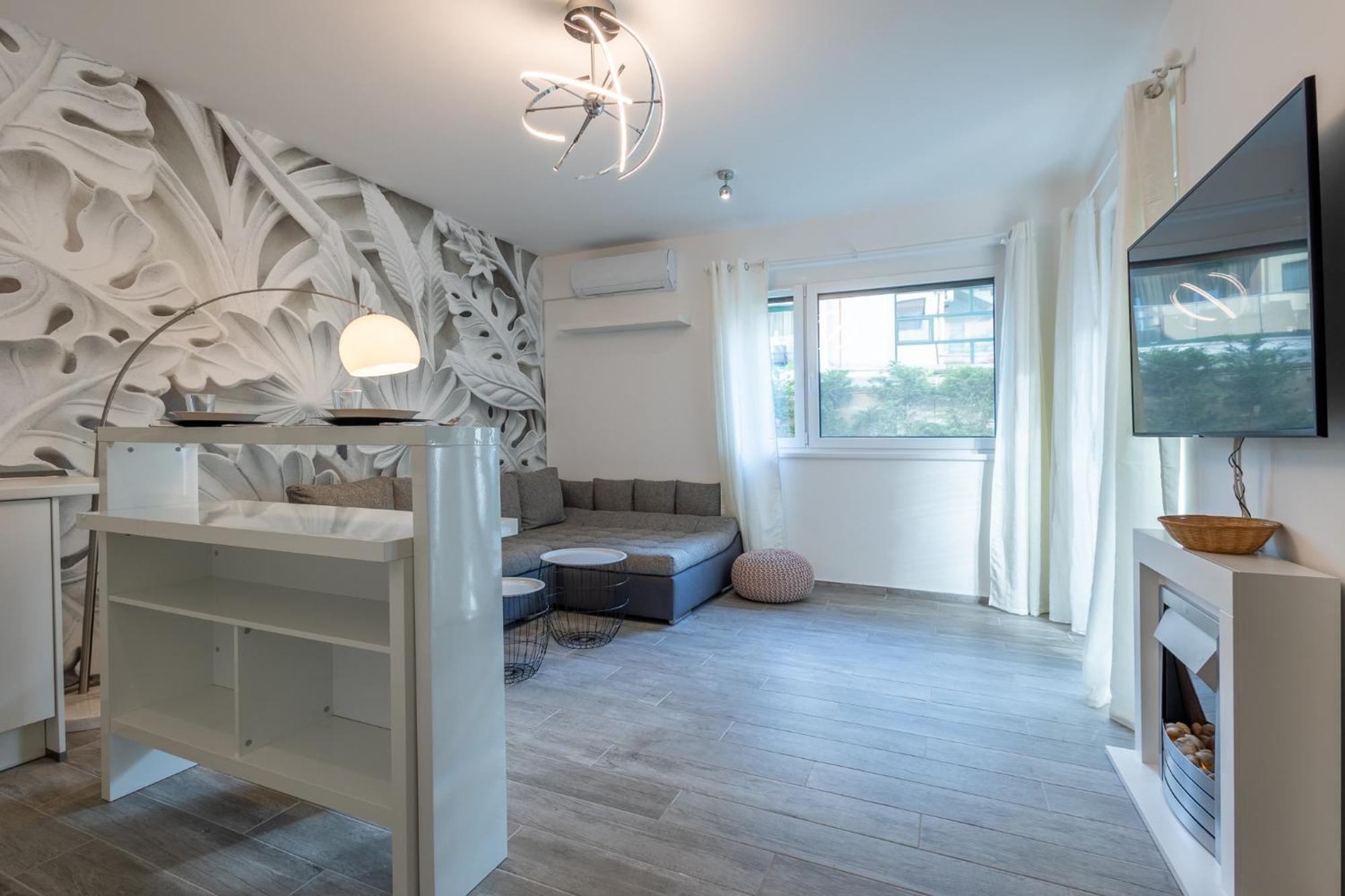 Casa Luxury Wellness Apartman By Bltn Siofok Bagian luar foto