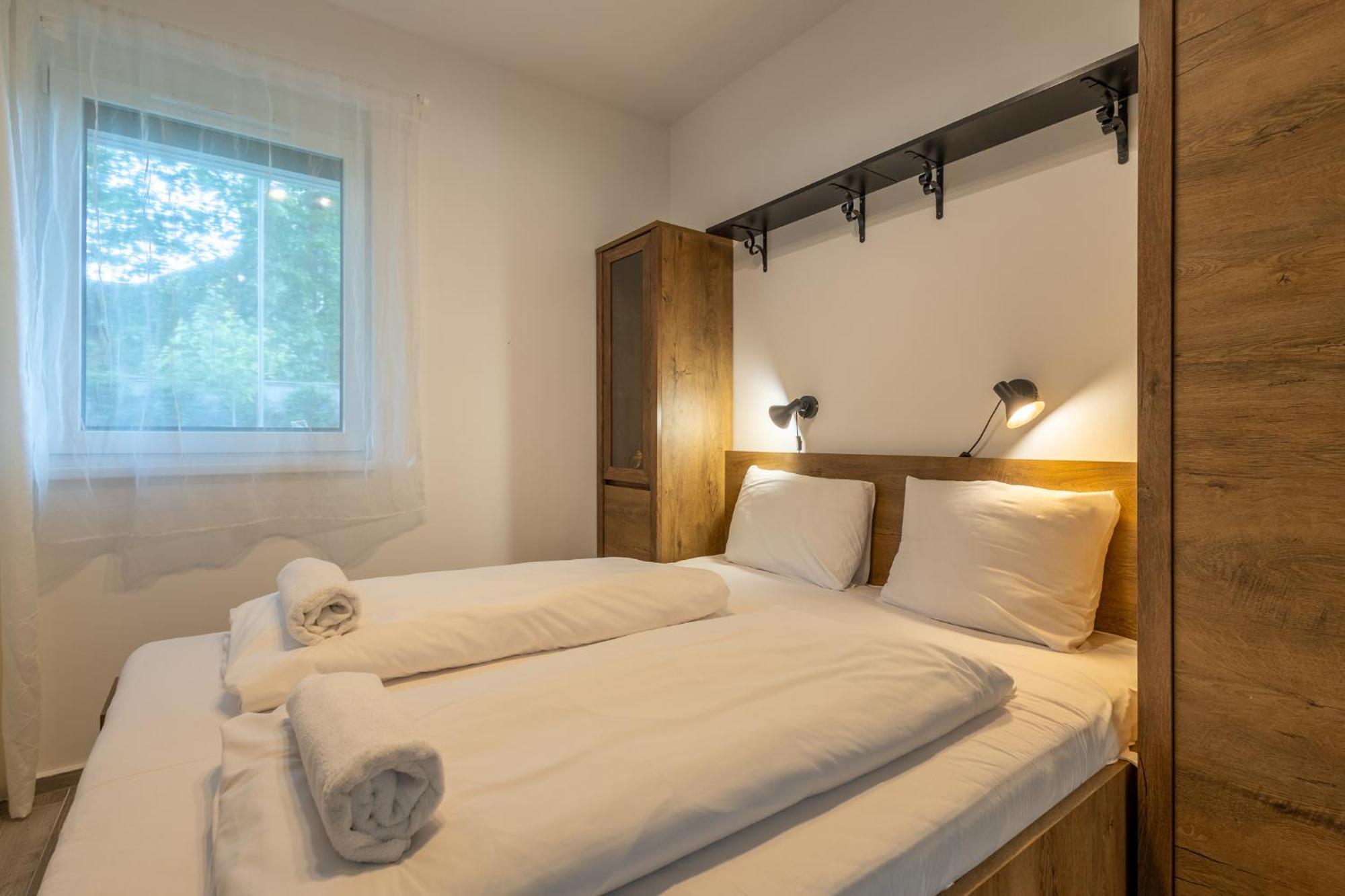 Casa Luxury Wellness Apartman By Bltn Siofok Bagian luar foto