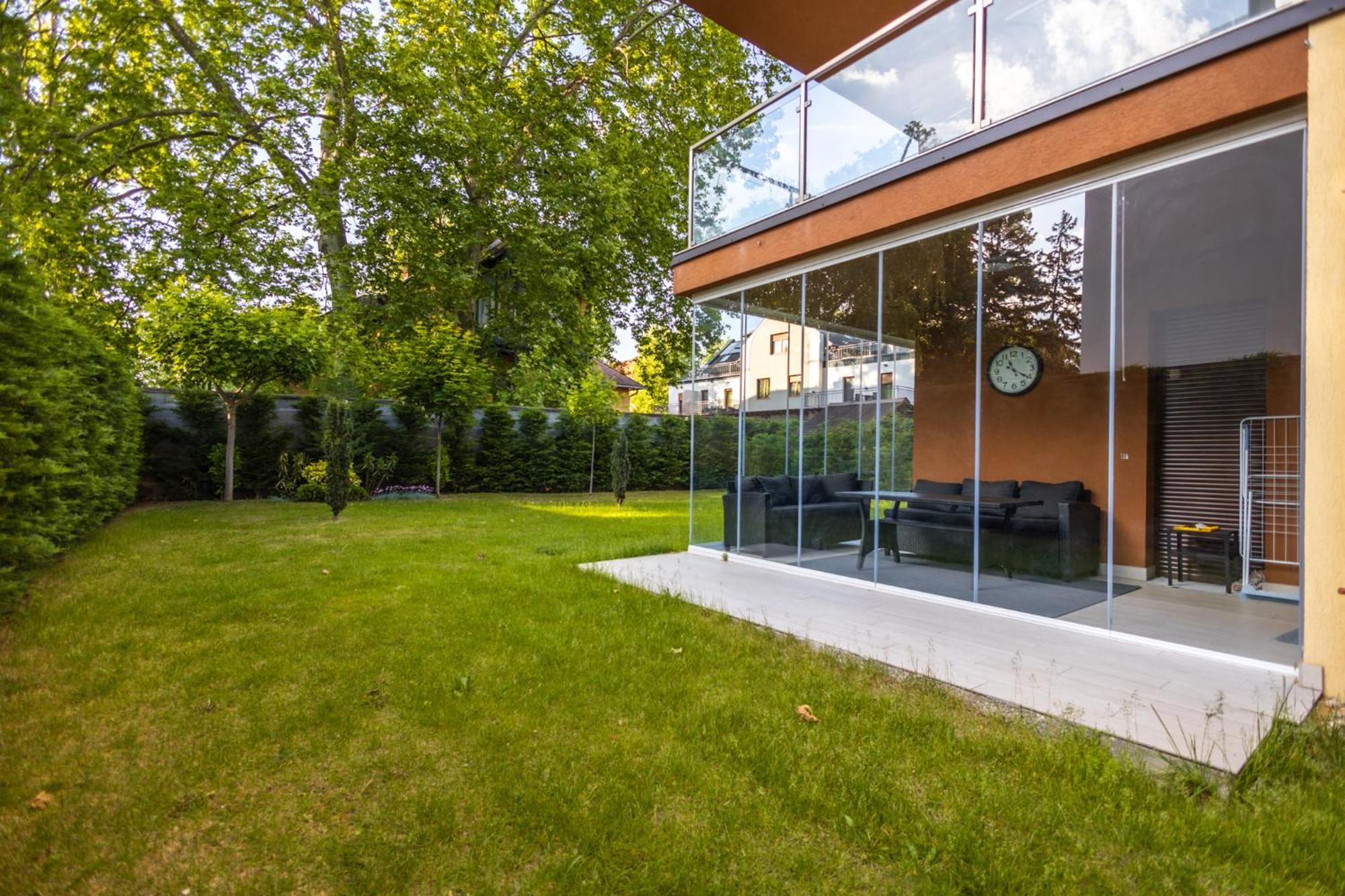 Casa Luxury Wellness Apartman By Bltn Siofok Bagian luar foto