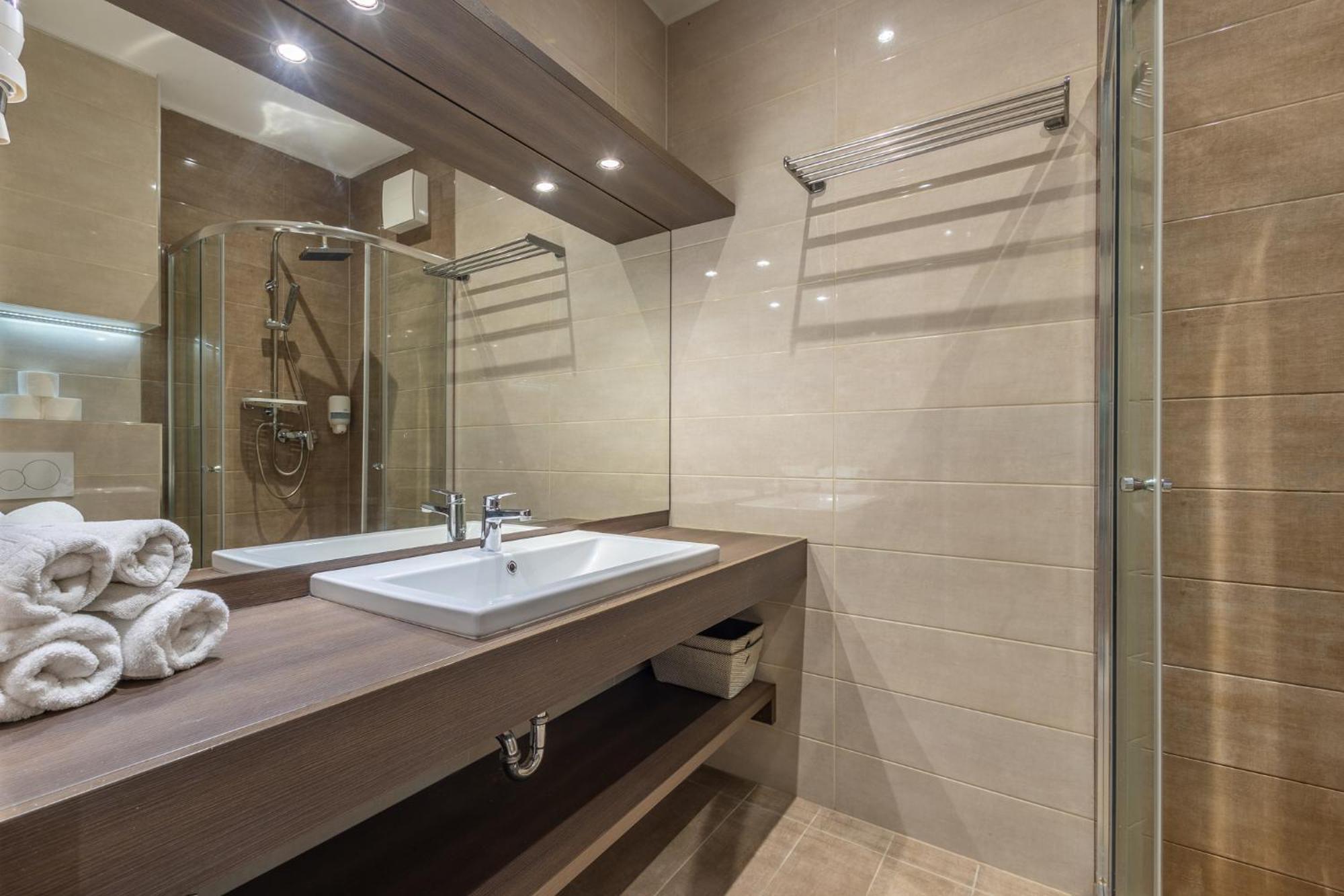 Casa Luxury Wellness Apartman By Bltn Siofok Bagian luar foto